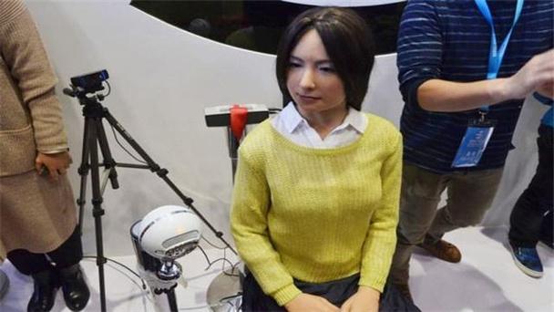 日本美女机器人热销背后 当“逼真”与“齐全”撞上销售奇迹，我们该思考什么？